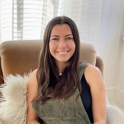 Lucy Mort profile picture