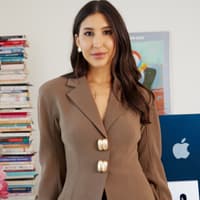 Julia Perez