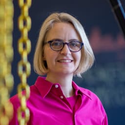 jen van der meer profile picture