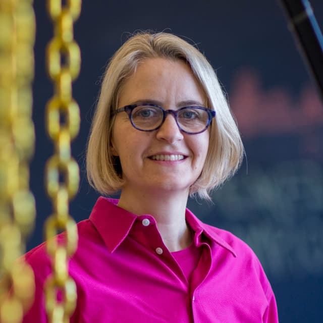 jen van der meer profile picture