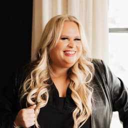 Mary Berry profile picture