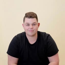 Elijah Schneider profile picture