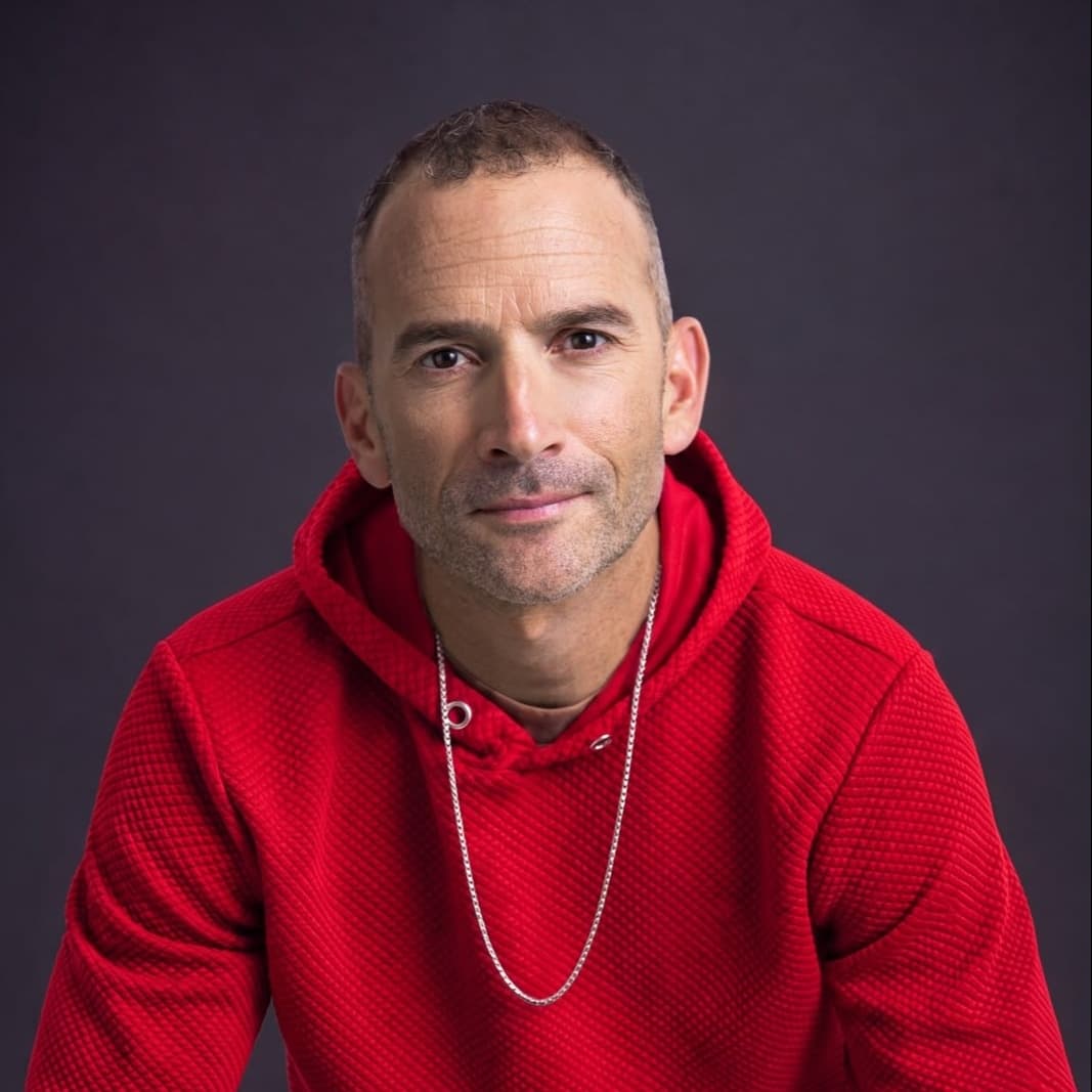 Yam Regev profile picture
